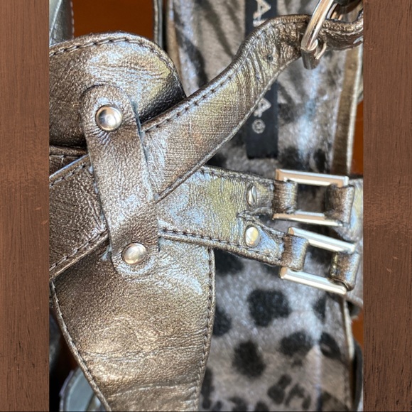 GUNMETAL GRAY PATIN LEATHER STILETTOS - SZ 10M - Picture 5 of 6